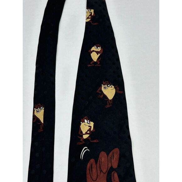 Looney Tunes Men’s Neck Tie Taz Tasmanian Devil Tornado + Tongue Out Silk Black - Picture 4 of 9